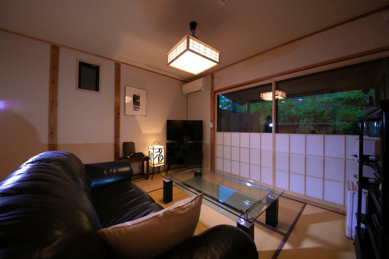 Отель Oyado Den Rikyu Юфу Экстерьер фото